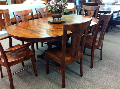 Getting a Round Dining Room Table for 6 by your own – HomesFeed