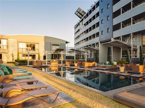 Protea Hotel by Marriott OR Tambo Airport in Johannesburg - Room Deals ...