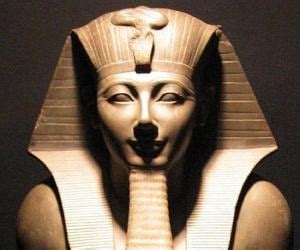 Thutmose III Biography - Facts, Childhood, Family Life & Achievements