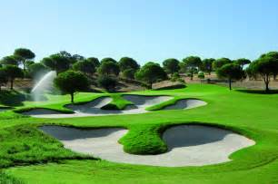 Cours de golf : sortir sa balle d’un bunker avec vous dehors, Actualité ...