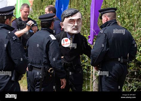 Climate change camp near Kingsnorth Power Station. Picture by James Boardman Stock Photo - Alamy