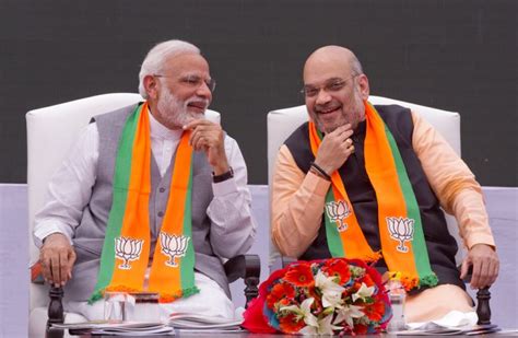 Lok Sabha Election Results: Narendra Modi, Amit Shah take big lead - cnbctv18.com