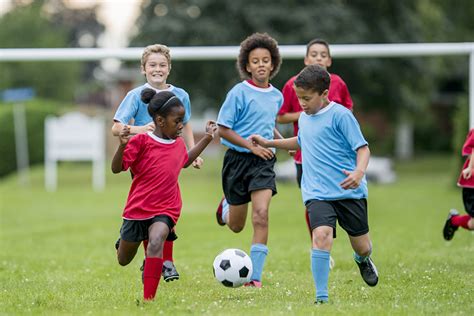 5 Healthy Lessons Kids Learn By Playing Sports - Philadelphia Magazine