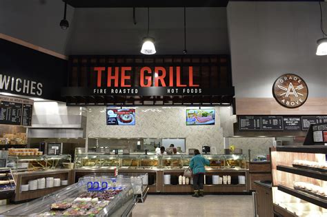 On eve of Super Bowl, Norwalk ShopRite beefs up buffets, platters