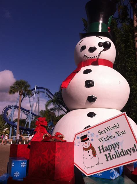 How to Celebrate Christmas at SeaWorld Orlando - ThemeParkHipster