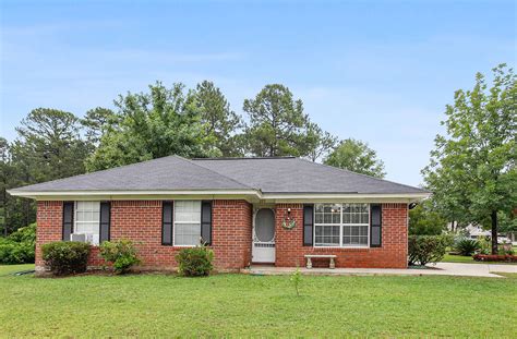 NEW ON THE MARKET ~ Cute One Story Brick and Vinyl Cottage Home ...