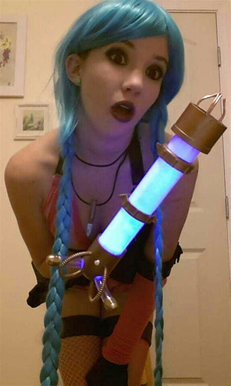 Pin by Adam Mendelsohn on JINX COSPLAY | Cosplay, Hair styles, Jinx cosplay