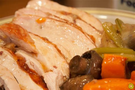 Turkey Slices w/ Roasted Vegetables - FOODOBYTE