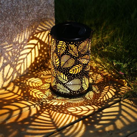 Solar Lantern Outdoor Hanging, Waterproof LED Solar Lights Retro Leaf Pattern Decorative Lamps ...