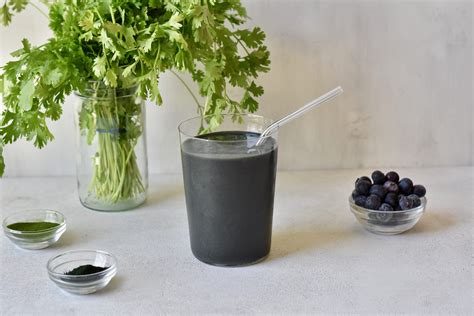 Heavy Metal Detox Smoothie - Glow by Marlowe