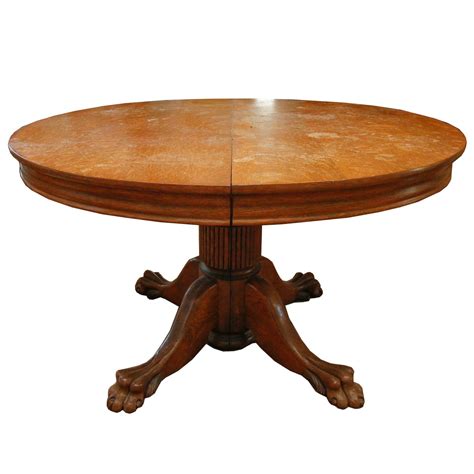 Antique Oak Pedestal Dining Table | EBTH