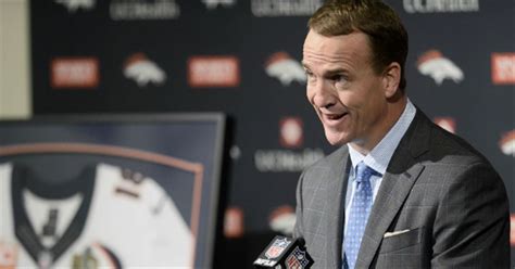 Peyton Manning delivers emotional, touching retirement speech