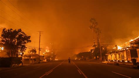 Los Angeles 'not prepared' for size, growth of raging wildfires: Fire ...