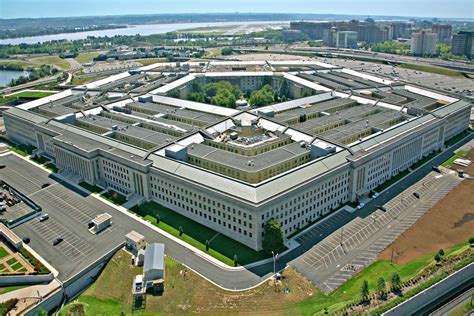 The Pentagon - Designing Buildings