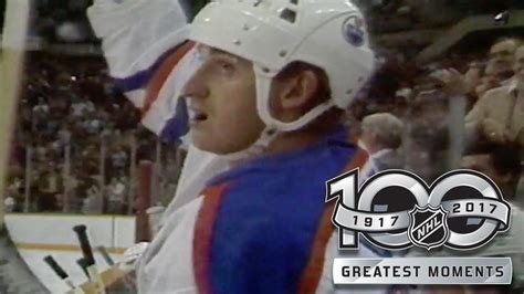 Gretzky fastest to 1,000 points | NHL.com