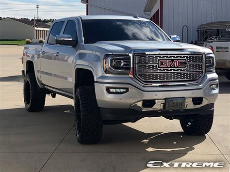 2018 GMC Sierra 1500 - 22x10 Fuel Offroad Wheels 35x12.5R22 Nitto Tires ...