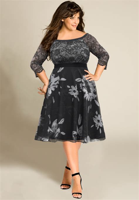 IGIGI Plus Size Designer Dresses Sizes 12+ | Powered by COUTURME