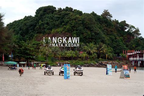 Cenang Beach Langkawi editorial stock image. Image of shores - 54018024