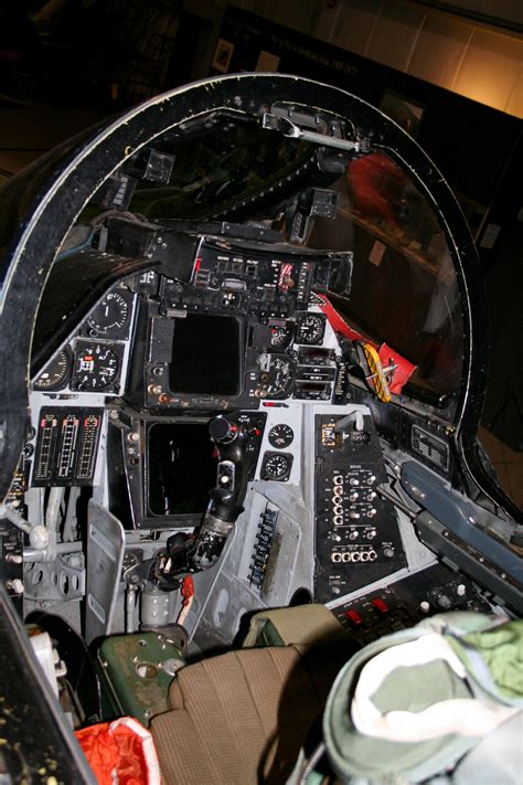 Pin en Cockpit