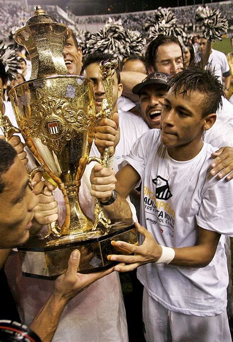 Neymar of Santos celebrates after winning the 2011 Sao Paulo State... | Neymar jr, Neymar, Santos