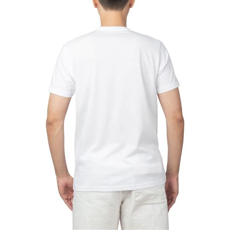 Man in white t-shirt mockup 8586985 PNG