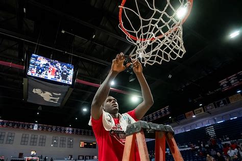 Samford Men’s Basketball Prepares for SoCon Tournament After Historic ...