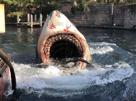 Jaws Ride Photo Tour at Universal Studios Japan — The Gaijin Ghost