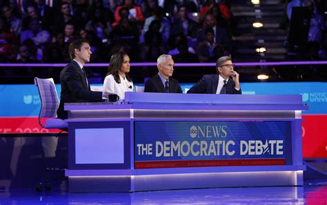 ABC goes structural for its Democratic debate stage design - NewscastStudio