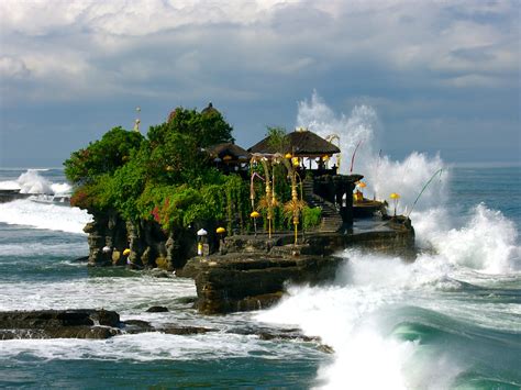 Tanah Lot | Extraordinary Island Beach Of Bali | World For Travel