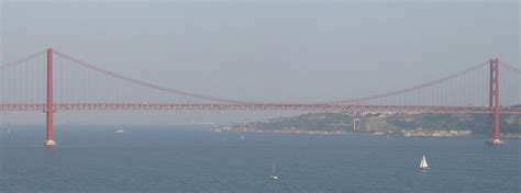 Tagus River Bridge (Lisbon, 1966) | Structurae