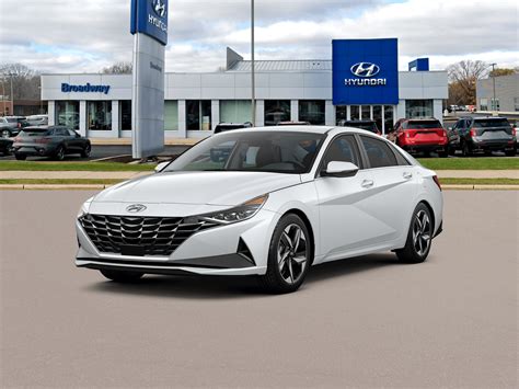 New 2023 Hyundai ELANTRA HYBRID LIMITED in Green Bay WI