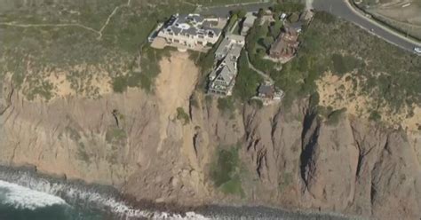 Dana Point Landslide Leaves Mansion Precariously Perched On Cliff’s Edge | LAist