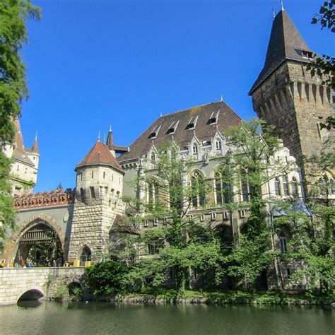 Vajdahunyad Castle (Vajdahunyadvar) - All You Need to Know BEFORE You Go (2024)