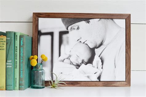 DIY Wooden Picture Frame For Canvas