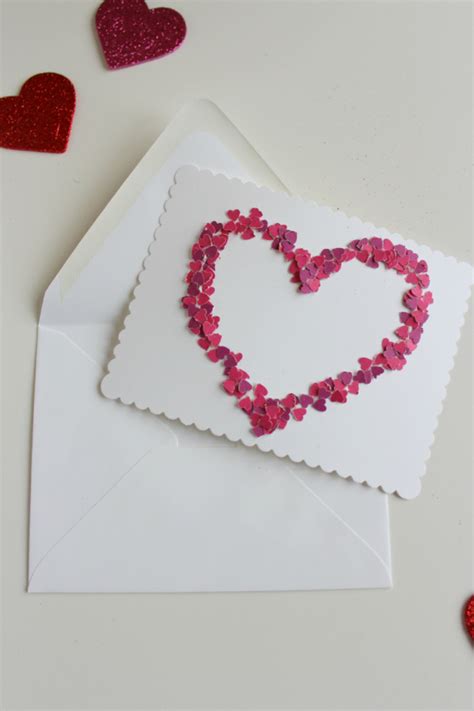 27 Cute Homemade Valentine's Day Card Ideas to DIY - Parade