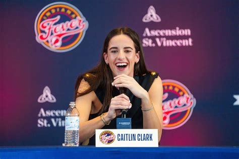 Caitlin Clark Praised For Classy Message Directed Toward WNBA Veterans ...