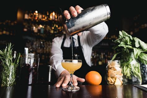 11 Cocktail-Hacks, die nur Barkeeper kennen • Koch-Mit