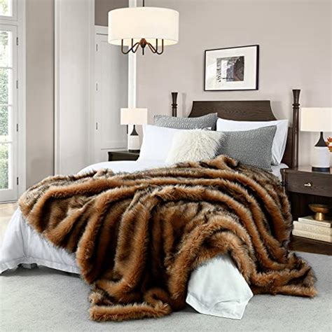 What’s The Best Faux Fur Blankets Recommended By An Expert – Glory Cycles