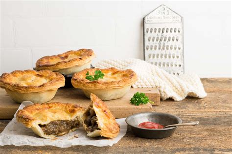 Classic Mince Meat Pie Recipe | Deporecipe.co