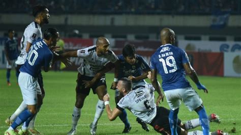 Persib Vs Bali United, Duel Panas Diwarnai 1 Kartu Merah