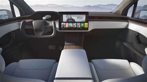 Refreshed Tesla Model X Out Driving: New Interior, Yoke, Wheels
