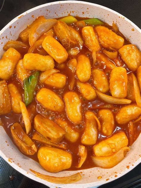 Cheese Tteokbokki Recipe (made with homemade rice cakes)