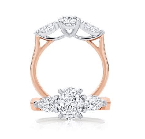 Engraving Ideas for Engagement Rings | Our 10+ Amazing Favourites