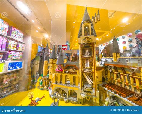 LEGO Harry Potter Hogwarts Castle Editorial Photography - Image of harry, interior: 133970112
