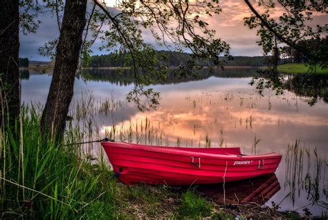Online crop | red boat, nature, lake, boat, landscape HD wallpaper | Wallpaper Flare