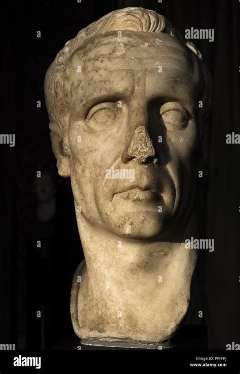 Lucius cornelius sulla sculpture hi-res stock photography and images ...