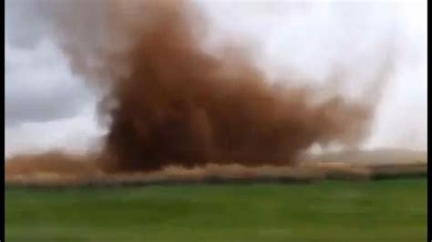 Video Australian 'Gustnado' Caught on Camera - ABC News