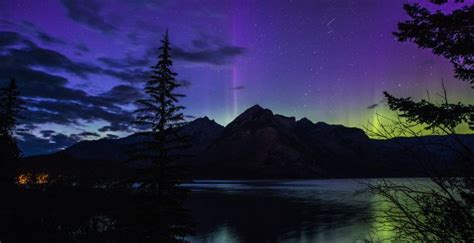 Wallpaper aurora borealis, banff national park, alberta, canada desktop ...