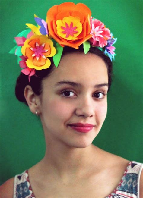 Wear this paper flower crown for Cinco de Mayo! | Paper flower crown, Paper flowers, Crafts
