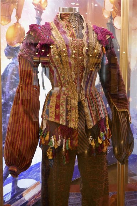 Hollywood Movie Costumes and Props: The Nutcracker and the Four Realms movie costumes on display ...